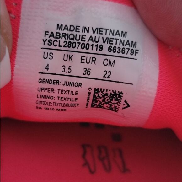 Converse Chuck Taylor All Star Pretty Strong Sneakers with Added Shoelace Tags - Picture 9 of 9